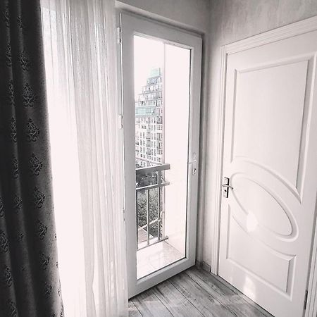 Penthouse Apartment In Батуми Екстериор снимка